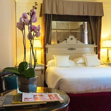 Regency - Small Luxury Of The World Hotel