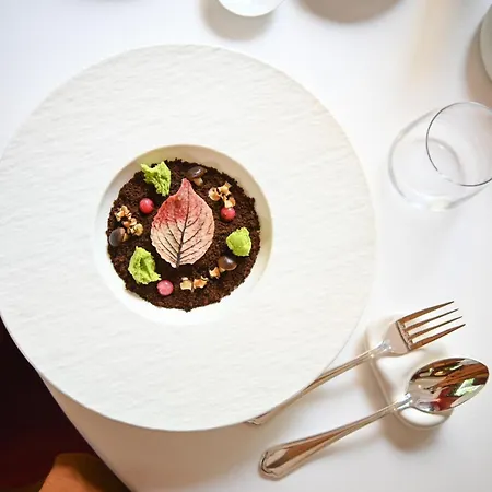 Regency - Small Luxury Of The World Hotel