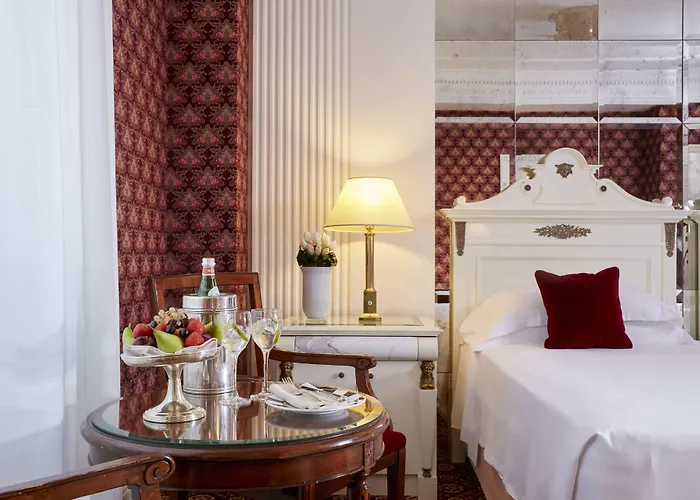 Regency - Small Luxury Of The World Otel Floransa