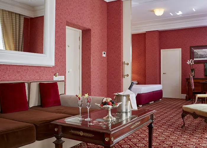 Regency - Small Luxury Of The World Otel 5*